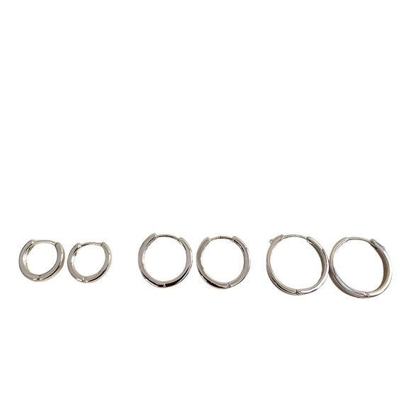 Silver Trio Hoop Earrings Set Of 3 Sizes NWOT - Picture 1 of 5
